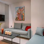 Brand New Suites In City Center